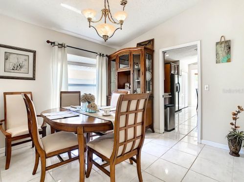 4784 Ridgemoor Cir, Palm Harbor FL  34685-3149 exterior