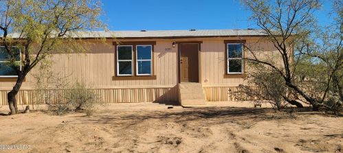 8393 Marstellar Rd, Tucson, AZ 85736-1953