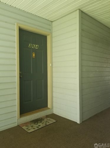 364 Lancaster Ct, Piscataway NJ  08854-6224 exterior