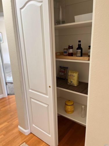 18474 Hidden Valley Rd, Middletown CA  95467-8041 exterior