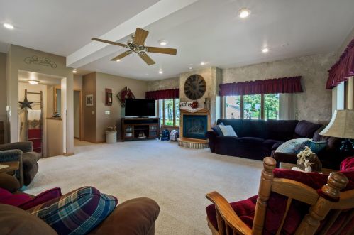 9601 Newton Rd, Newton, WI 53063-9619