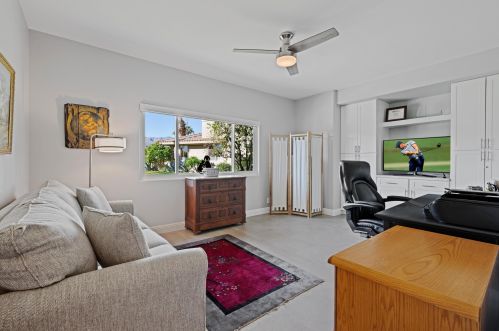 183 Desert Lakes Dr, Rancho Mirage CA  92270-4056 exterior