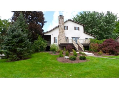 541 Sunset Dr, Trafford, PA 15085-1624