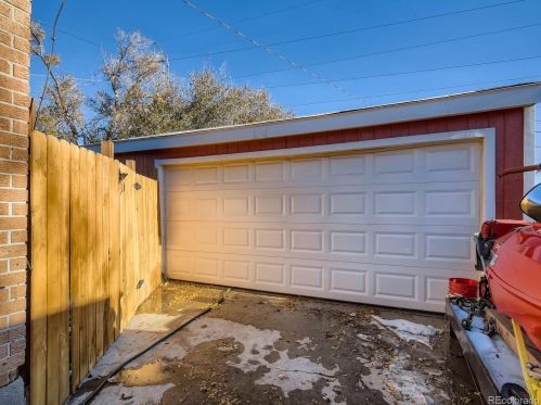 4200 Dl Ct, Englewood CO 80110-4306 exterior