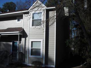2027 Airy Cir, Richmond VA  23238-3285 exterior
