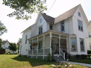 115 Park St, Jamestown, NY 14701-8007