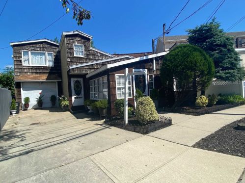73 Front St, East Rockaway, NY 11518-2031