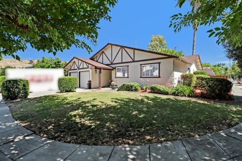 3252 Prado Ln, San Jose, CA 95148-1616