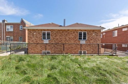 557 Logan Ave, Bronx NY  10465-2509 exterior