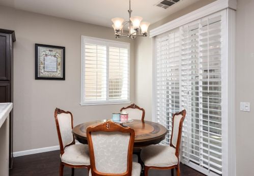 9950 Macabee Ln, Elk Grove CA  95757-2551 exterior