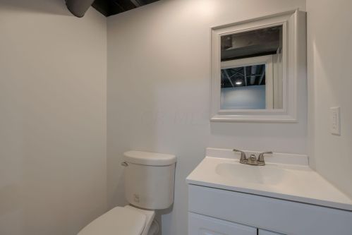 815 Lakeview Dr, Marysville OH  43040-1238 exterior