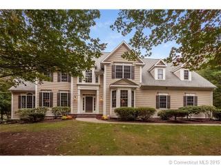 40 Zachary Dr, Avon, CT 06001-3181