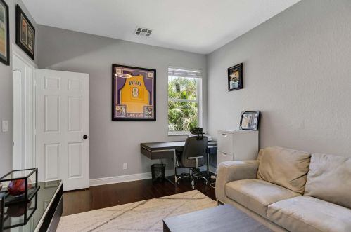 4102 Artesa Dr, Boynton Beach FL  33436-2628 exterior