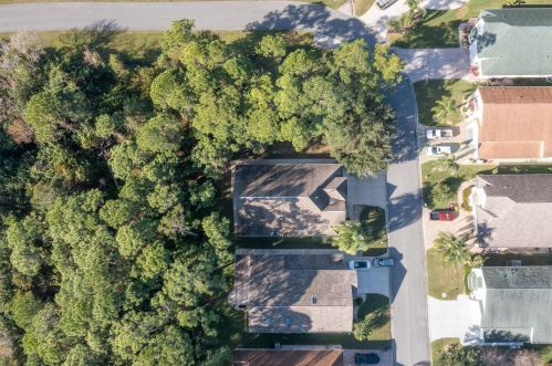 761 Baytree Dr, Titusville, FL 32780-2310