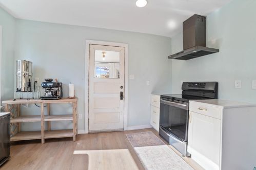 2133 Minnesota Ave, Duluth MN  55802-2440 exterior