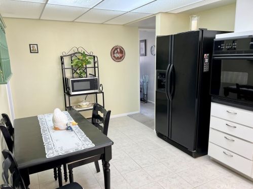 25759 Roanoke Rd, Menifee CA  92586-2324 exterior