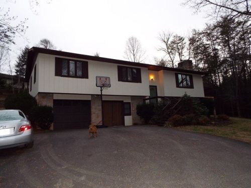 193 Rocky Ln, Sylva, NC 28779-6830