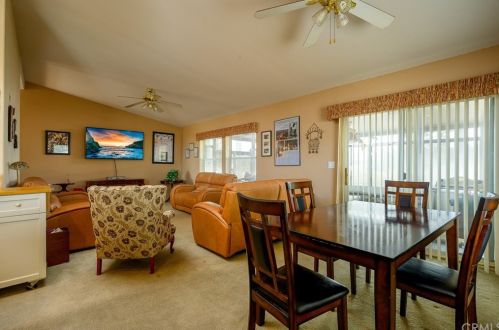 22721 Old Elsinore Rd, Perris CA  92570-8508 exterior