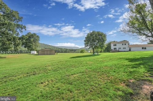 7 Pheasant Run Rd, Molino PA  17961-9183 exterior