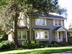 81 Clark St, Newton, MA 02459-2426