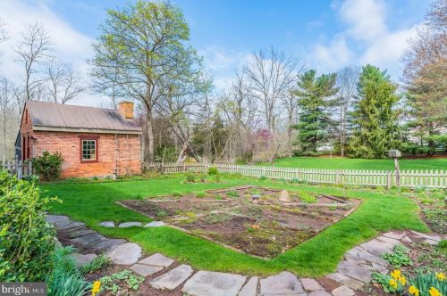 440 Franklin Church Rd, Siddonsburg PA  17019-9766 exterior