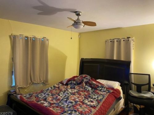 215 Linwood Ave, Paterson NJ 07502-1617 exterior