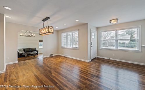 2900 Garfield St, Belmar NJ  07719-4208 exterior