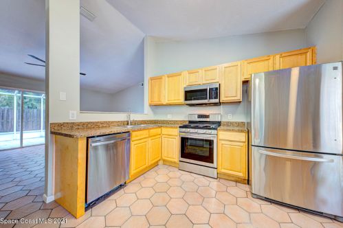 1870 Crane Creek Blvd, Melbourne, FL 32940-6789