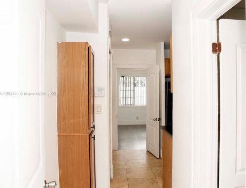 219 17 Ave, Hollywood FL 33020-2844 exterior