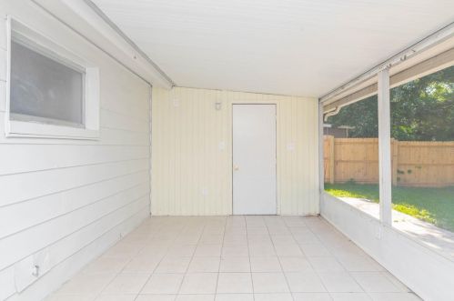 21434 Canal Dr, Brooksville FL  34601-1421 exterior
