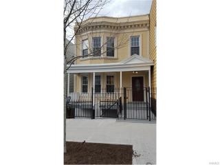 643 Mead St, Bronx, NY 10460-2704