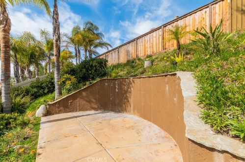 43020 Noble Ct, Temecula CA  92592-4385 exterior