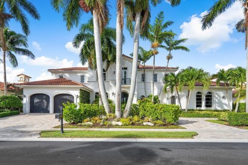 681 Hermitage Cir, West Palm Beach, FL 33410-1612