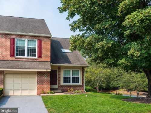 11 Hickory Ct, Downingtown, PA 19335-3427