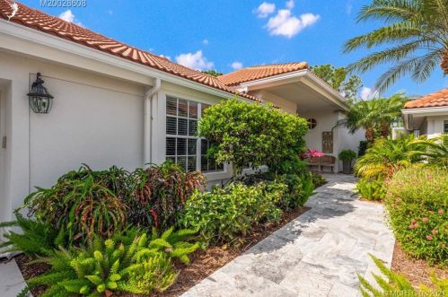 13017 Harbour Ridge Blvd, Palm City, FL 34990-4858