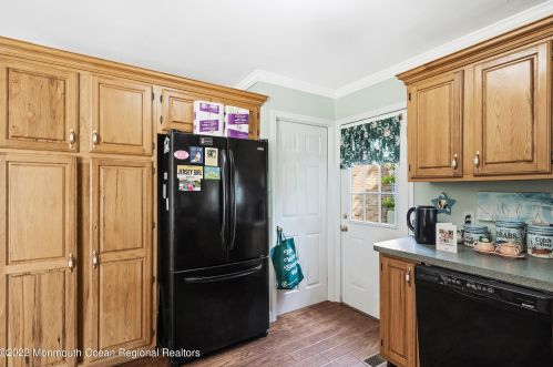 3802 River Rd, Point Pleasant Beach NJ  08742-2054 exterior