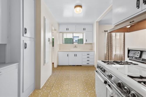 1427 Garfield Ave, Glendale CA 91205-3813 exterior