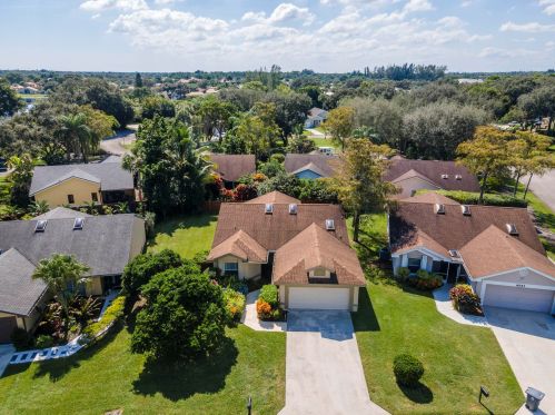 4227 Green Forest Way, Boynton Beach, FL 33436-8839