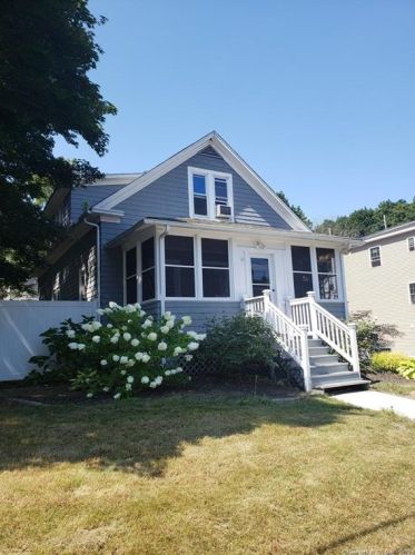 4 Beckett St, Danbury, CT 06810-5313