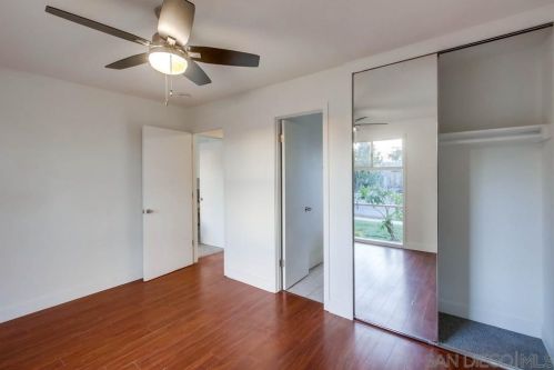 5027 Glasgow Dr, San Diego CA 92117-1037 exterior