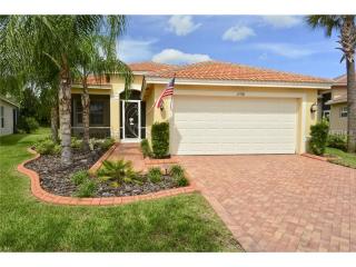 15938 Cobble Mill Dr, Wimauma, FL 33598-4013
