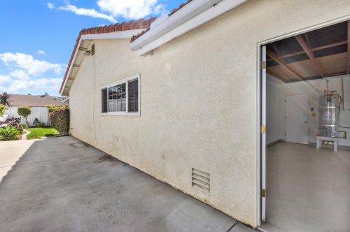 5949 Bounty St, San Diego CA  92120-2920 exterior