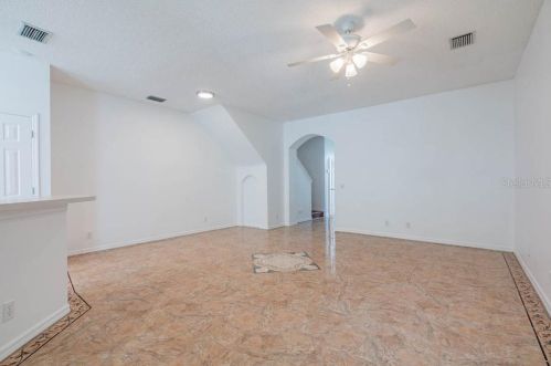 554 Black Lion Dr, Saint Petersburg FL  33716-3472 exterior