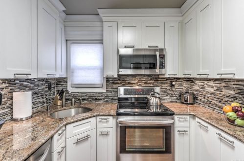 22 North Blvd, East Rockaway NY  11518-1830 exterior