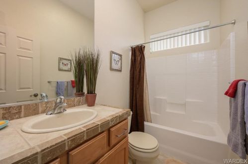 2908 Esmerelda Dr, Bullhead City AZ  86429-1126 exterior