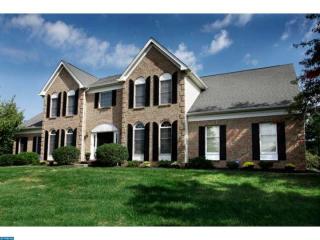 1232 Bridle Estates Dr, Yardley PA  19067-3957 exterior