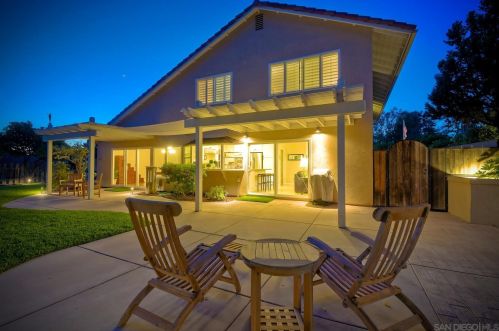 16993 Cresta Dr, San Diego CA 92128-2311 exterior