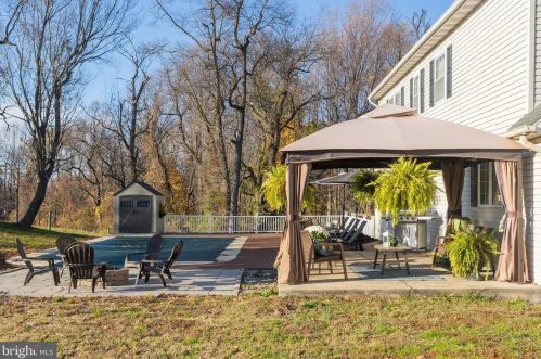 269 Mount Airy Rd, Smithville PA  17560-9762 exterior