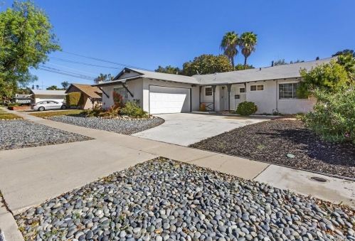 6239 Lake Arrowhead Dr, San Diego, CA 92119-3508