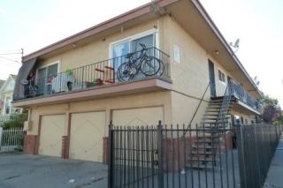 4555 Bancroft Ave, Oakland, CA 94601-4546